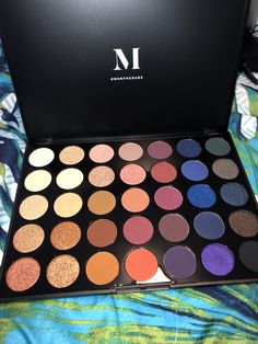 Morphe Stunning Vibes Palette 🥰💙 35V Makeup Is Life, Kids Makeup, Makeup Forever, Luxury Makeup, Makeup Palette