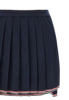 84% wool 15% polyamide 1% elastane Fitted Wool Pleated Bottoms, Classic Fitted Skort With Pleated Hem, Elegant Fitted Skort With Pleated Waist, Elegant Fitted Full Skirt Skort, Elegant Wool Pleated Skirt With Lining, Classic Fitted Pleated Skort, Classic Fitted Pleated Waist Skort, Fitted Pleated Skirt For Work, Elegant Fitted Wool Skirt