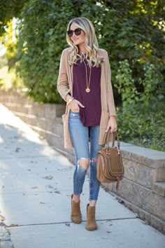 Classy Cardigan, Cardigan Fall Outfit, Cardigan Outfits, Casual Work Outfits, 가을 패션, Casual Fall Outfits, Outfits Casual, Fashion Mode