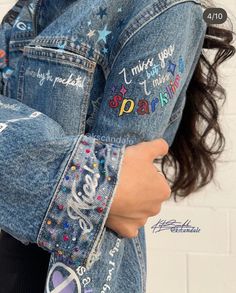 Coldplay Denim Jacket Diy, Diy Blue Jean Jacket, Diy Eras Tour Denim Jacket, Eras Jacket Diy, Diy Eras Tour Jacket, Eras Tour Outfit Cold Weather, Eras Tour Jean Jacket Diy, Taylor Swift Denim Jacket Diy