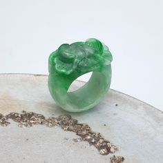 🌱Handmade jade ring 🌱Jade (not A) 🌱Please note that the jade for this product is jade and not grade A jade. 🌱Free standard shipping from Seoul Korea with tracking included 🌱Take approximately 7-21 days to arrive worldwide 🌱size : US 10.5 ~ 11 will be comfortable 🌱model size : US 7 🌱The rings should fit slightly loosely after passing through the knuckles. Please do not size up. Regardless of the thick band or double ring design, we recommend that you order your regular ring size. 🌱It is Ring For Man, Korean Jewelry, Jade Ring, Double Ring, Seoul Korea, Jade Jewelry, Mens Band, Thumb Rings, Green Jade