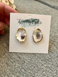 "Beautiful, dainty oyster shell earrings.  These measure approximately 3/4\" -1\" These are so cute for everyday wear but can also be dressed up, they are so versatile!    Every shell is handpicked by my family and I. I meticulously clean them, paint them and seal them. **free shipping on orders over $35, no code needed." Oyster Jewelry, Oyster Shells, Jewelry Christmas, Minimal Jewelry, Oyster Shell, Jewelry Boho, Shell Earrings, Jewelry Wedding, Unique Earrings