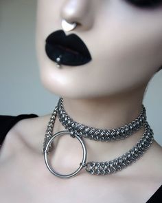 Vertebrae O'ring Choker Chainmail Choker Stainless - Etsy Cyberpunk Alien, Chainmail Choker, Neck Rings, Neon Cyberpunk, Diy Choker, O Ring Choker, Estilo Swag, Chainmail Jewelry, Black Lipstick