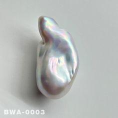 One picture corresponds to one product.  Item: Real Freshwater Baoroque Flameball Pearl 1 Piece Pearl Shape: Flame Ball Large Size: 18mm（W)   35mm（L) Pearl Color: White Rainbow Hole size: No Hole Undrilled, please note or message me for drilling. I hope to provide high-quality services for your pearl jewelry design. Pearl Sculpture, Pearl Jewelry Design, White Rainbow, Makeup Pictures, Water Pearls, Pearl Shell, Creative Jewelry, Pearl Color, Baroque Pearls