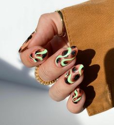 Almond Nail Art, Successful Woman, October Nails, Hot Nails, Minimalist Nails, Instagram Life