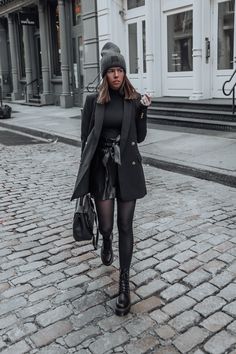 60 Degree Weather Outfit, Rok Outfit, Brunch Outfit, All Black Outfit, Nyc Fashion, Autumn Outfit