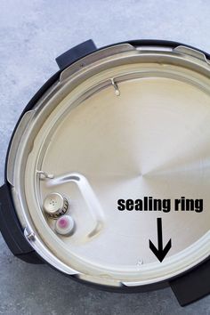 an overhead view of a vacuum with the sealing ring pointing up to the bottom