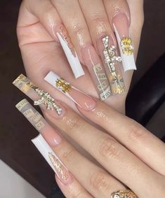 Money Design Nails, White Nails With Gold Charms, Money Nails Designs Ideas, Money Acrylic Nails, Money Set Nails, Dollar Nails, Money Nail Set, Money Acrylic Nail Design, Saggitarius Nail Ideas