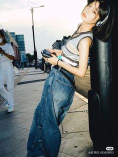 2000s Japanese Fashion, Japanese Street Fashion, How To Pose, 가을 패션, Vintage Streetwear, 2000s Fashion, Mode Inspiration, Very Happy