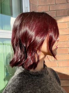 Cherry Short Hair, Plum Hair Short, Cherry Hair Short, Red Wine Short Hair, Short Mahogany Hair, Hair Color Wine Red, Bob Haircut Red Hair, Cherry Red Short Hair, Red Hair Wine