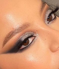 pinterest | victoriakillough New York Night Out Makeup, Rocker Going Out Outfit, Silver And Black Makeup Looks, Silver And Black Makeup, Glitter Black Makeup, Black And Silver Makeup, Glitter Glam Makeup, New Year's Eve Makeup, Maquillage On Fleek