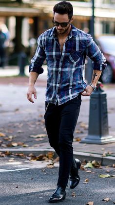 Blue Flannel Outfits Men, Blue Flannel Outfit, Checked Shirt Outfit, Flannel Outfits Men, Outfits Quotes, Flannel Shirt Outfit, Blue Flannel Shirt, Check Shirt Man, Shirt Outfit Men