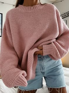 Chunky ribbed knit pullover sweater with a round neck and long sleeves. The cuffs and the neck line are both ribbed. The Model is 5'6 and is wearing a size medium Fall Sweaters For Teens, Blush Pink Clothing, Cute Fall Outfits Sweaters, Chunky Sweaters For Fall, Cute Knit Sweater Patterns, Colorful Chunky Sweater, Sweaters For Winter, Collage Outfits Casual Summer, Cute Sweater Outfits Aesthetic