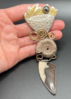 Vintage Silver Brooch / Pendant Fossil Ammonite Hematite Creative Modern 5” L.  | eBay Vintage Silver Brooch, Silver Brooch, Vintage Watches, Vintage Silver, Fossil, Antique Jewelry, Vintage Antiques, Jewelry Watches, Jewelry Making