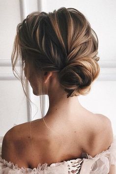 Short Bridal Hair, Wedding Hairstyle Ideas, Growing Out Hair, Short Wedding Hair, Wedding Hairstyle, Short Hair Updo, Wedding Hair And Makeup