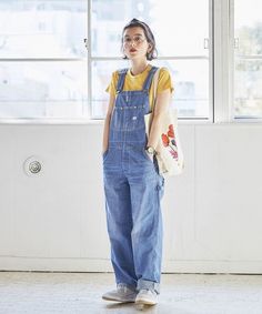 Sleeveless Turtleneck Top, Cute Overalls, Overall Outfit, Look Retro, Casual Hijab Outfit, Fashion Design Clothes