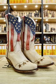 Western Boots For Women, Bird Fashion, Country Music Festival, Western Store, Dan Post, Boots Western, Mens Cowboy, Mens Cowboy Boots, Western Boots Women