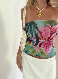 Spanish Fashion Women, Quoi Porter, Europe Outfits, Summer Fits, Spring Summer Outfits, Fashion Killa, Floral Top, Look Fashion