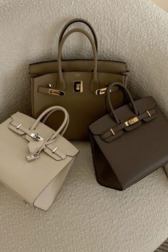 My Style Bags, Luxury Bags Collection, Closet Candy, Smink Inspiration, Girly Bags, Luxury Purses, Fancy Bags, Pretty Bags