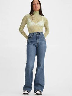 726 High Rise Flare Women's Jeans - Medium Wash | Levi's® US Womens White Jeans, Levis Outfit, Outfit Essentials, Pet Rocks