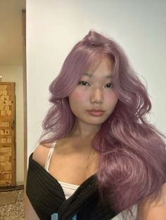 #pinkhair Tan Skin Purple Hair, Pink Hair Brown Skin, Pink Hair On Brown Skin, Lavender Pink Hair, Mauve Pink Hair, Hair On Brown Skin, Purple Pink Hair, Pelo Color Vino, Lilac Hair Color