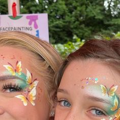 Rainbow Fairy Face Paint, Cool Face Paint Ideas, Hippie Face Paint, How To Face Paint, Green Face Paint, Fairy Face Paint