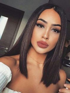 Platinový Blond, Bob Lung, Hair Sleek, Bob Lace Front Wigs, Sleek Bob, Prom Makeup, Brown Eyes, Hair Wigs, Girl Face