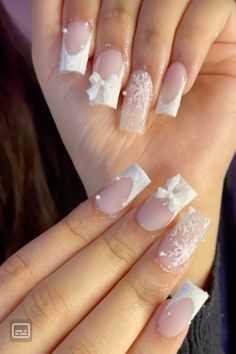 Winter Birthday Nails Acrylic Short, Blue And White Xmas Nails, Winter Fake Nails, Winter Nail Inspo 2024 Square, Ombre Xmas Nails, Winter Christmas Nails 2024, Square Christmas Nails Acrylic, Xmas French Nails, Square Nails Ideas Christmas