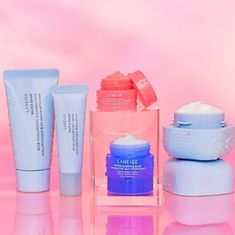 *** Limited Edition Minis Set *** Laneige Besties Set. Includes: * Best Selling! Lip Sleeping Mask .10 Oz. * Water Bank Blue Hyaluronic Cleansing Foam 1.05 Oz. * Water Bank Blue Hyaluronic Serum .33 Oz. * Water Bank Blue Hyaluronic Cream Moisturizer .67 Oz . * Water Sleeping Mask .3 Oz. Full Description In Photos. Brand New In Box, Never Used Or Opened. Water Sleeping Mask, Laneige Water Sleeping Mask, Cream Moisturizer, Hyaluronic Serum, Laneige Lip Sleeping Mask, Lip Sleeping Mask, Skin Care Mask, Sleeping Mask, Skincare Set