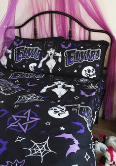 base|black Goth Bedding, Pastel Goth Room, Goth Bed, Goth Bedroom, Rose Girl, Space Bedroom, Cute Rose, Novelty Bags, Printed Sheets