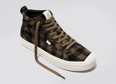 Understated autumn inspired staples. With a warm and cozy feel and a go-with-everything type of style, slip into the perfect fall pattern and pair. Brazilian Rainforest, Plaid Sneakers, Boho Mom, Canvas Sneakers Womens, Autumn Inspired, Fall Patterns, Mens High Tops, Brown Plaid, Sneaker Brands