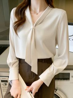 Size Chart S: Bust 82cm, Length 62cm, Shoulder 38cm, Sleeve 57cm M: Bust 86cm, Length 63cm, Shoulder 39cm, Sleeve 58cm L: Bust 90cm, Length 64cm, Shoulder 40cm, Sleeve 59cm XL: Bust 94cm, Length 65cm, Shoulder 41cm, Sleeve 60cm NOTE: 1. There is 2-3 cm different according to manual measurement. 2. Please check the size chart carefully before order the item. 3. Please note that slight color difference should be acceptable due to the light and screen. Model Show window.adminAccountId=2671802296; White Lady, Bow Women, Sporty Dress, Lace Dress Vintage, Streetwear Tops, Long Sleeve Knit Dress, Turtle Neck Dress, Women Shirt