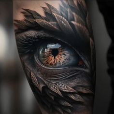 Eagle Eye Tattoo Illusion Tattoo Ideas Woman, Eagle Eye Tattoo, Chest Tattoo Eye, Animal Eyes Tattoo, Wolf Eye Tattoo, Backyard Coop, Tattoo Design Tattoo, Jewel Tattoo