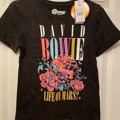 Women’s David Bowie T-Shirt David Bowie T Shirt Outfit, David Bowie Merch, Bowie Tshirt Vintage, David Bowie Tshirt, David Bowie Sweatshirt, Vintage David Bowie Shirt, Bowie Tshirt, David Bowie Shirt, Bowie Shirt