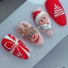 Santa Nail Art, Nail Noel, Nail Art Noel, Christmas Nail Art Easy, Santa Nails, Xmas Nail Art, Cute Christmas Nails, Christmas Nails Easy, Christmas Gel Nails