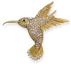 A GOLD AND DIAMOND HUMMINGBIRD BROOCH, BY VAN CLEEF & ARPELS Designed as a pavé-set diamond hummingbird en tremblant with textured gold feathers and tail and cabochon sapphire eye, 6.5 cm long Signed VCA for Van Cleef & Arpels, no. NY52384 Gold Hummingbird, Van Cleef And Arpels Jewelry, Van Cleef And Arpels, Jewelry Auction, Marquise Cut Diamond