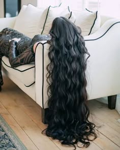 Long Black Hair Updo, Very Long Black Hair, Really Long Curly Hair, Jellyfish Person, Very Long Curly Hair, Underlights Hair, Really Long Hair, Super Long Hair