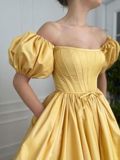 Silhouette:?A Line Waist: Natural Sleeve Length:?Sleeveless Fabric: Satin Shown Color: Yellow Built-In Bra: Yes Yellow Evening Dress, Prom Dress Yellow, Satin Long Prom Dress, Yellow Evening Dresses, A Line Prom Dress, Prom Dresses Yellow, Prom Dresses With Pockets, Satin Evening Dresses, Yellow Satin