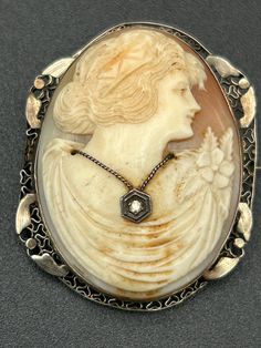 Early 1900's Real Shell Cameo 800 Silver Antique jewelry antique shell cameo Very Detailed excellent quality and condition Silver Antique Jewelry, Antique Cameo Jewelry, Shell Carving, Small Crafts, Antique Silver Jewelry, Cameo Jewelry, Jewelry Antique, Antique Brooches, Carved Shell