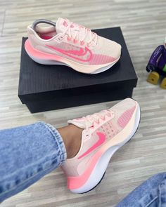 Female Sneakers, Trendy Shoes Sneakers, Pregnancy Shoes, Cute Nike Shoes, Nike Sneakers Women