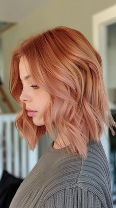 Red And Peach Hair, Rose Gold Red Hair, Peach Cobbler Hair, Hair Color Strawberry Blonde, Hair Dye Ideas For Brunettes, Cherry Blonde Hair, Peach Blonde Hair, Peachy Hair Color, Light Red Hair Color