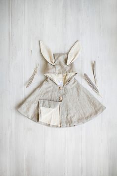 Tortoise & The Hare Linen Rabbit Cape Mary Poppins Kostüm, Pirate Halloween Costumes, Diy Halloween Costumes For Kids, Kids Costumes Boys, Diy Kostüm, Diy Halloween Costumes Easy, Diy Halloween Costume, Boy Halloween Costumes, Toddler Halloween Costumes