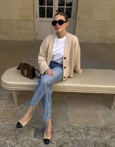 fall outfits, parisian style, parisian fashion, fall fashion outfits, paris, fall outfits, fall parisian style, fall french style Chanel Flats Outfit, Parisian Fall Style, Fall Parisian Style, Casual Parisian Outfits, Paris Fall Outfits, Parisian Style Fall, Parisian Fall Outfits, Parisian Chic Outfits, Style Fall Outfits