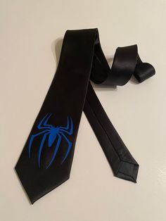 Cool Ties, Wedding Christmas, Cool Items, Look On, Gift Wedding, Modest Fashion, Priority Mail, Fashion Inspo Outfits