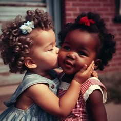 Black Ginger Babies, Black And White Mixed Babies, Italian And Black Mixed Babies, Happy Interracial Family, Interracial Babies, Pretty Little Black Girls Children, Cute Kids Pics