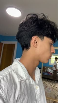 Haircut For Flat Back Head Men, Bf Haircut, Latino Haircut Men, Mexican Hairstyles Men, Latino Haircuts, Textured Haircuts, Slick Back Haircut, Hispanic Hair, V Shaped Haircut