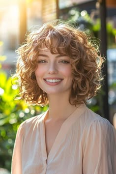 Wolf Cute Hair Short, Wolf Cute Hair, Cute Hair Short, Curls Short Hair, Wolf Cute, Medium Length Curly Hair, How To Curl Short Hair, Curly Hair Updo