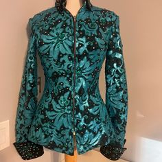 Questions? Leave A Comment Below! Halter Horse, Showmanship Jacket, Western Show Shirts, Horse Show, Custom Jacket, Show Horses, Dress Suits, Black Blue, Blue Black