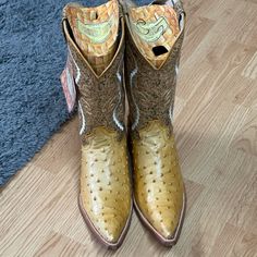 Men Western Boots Size 8.5 Pointed Toe Ostrich Print Western Boots With Cushioned Footbed And Snip Toe, Yellow Leather Boots With Snip Toe, Luxury Men's Closed Toe Cowboy Boots, Ostrich Cowboy Boots Men, Luxury Men's Square Toe Cowboy Boots, Crocodile Western Boots, Mens Square Toe Cowboy Boots Lucchese, Mens Cowboy, Harness Boots