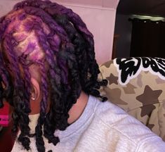 Locs Dyed At The Root, Blonde And Purple Dreads, Two Color Hair Dye Ideas Locs, Purple Ombre Locs, Loc Hairstyles With Beads, Loc Color Combos, Black And Purple Locs, Purple Locs Men